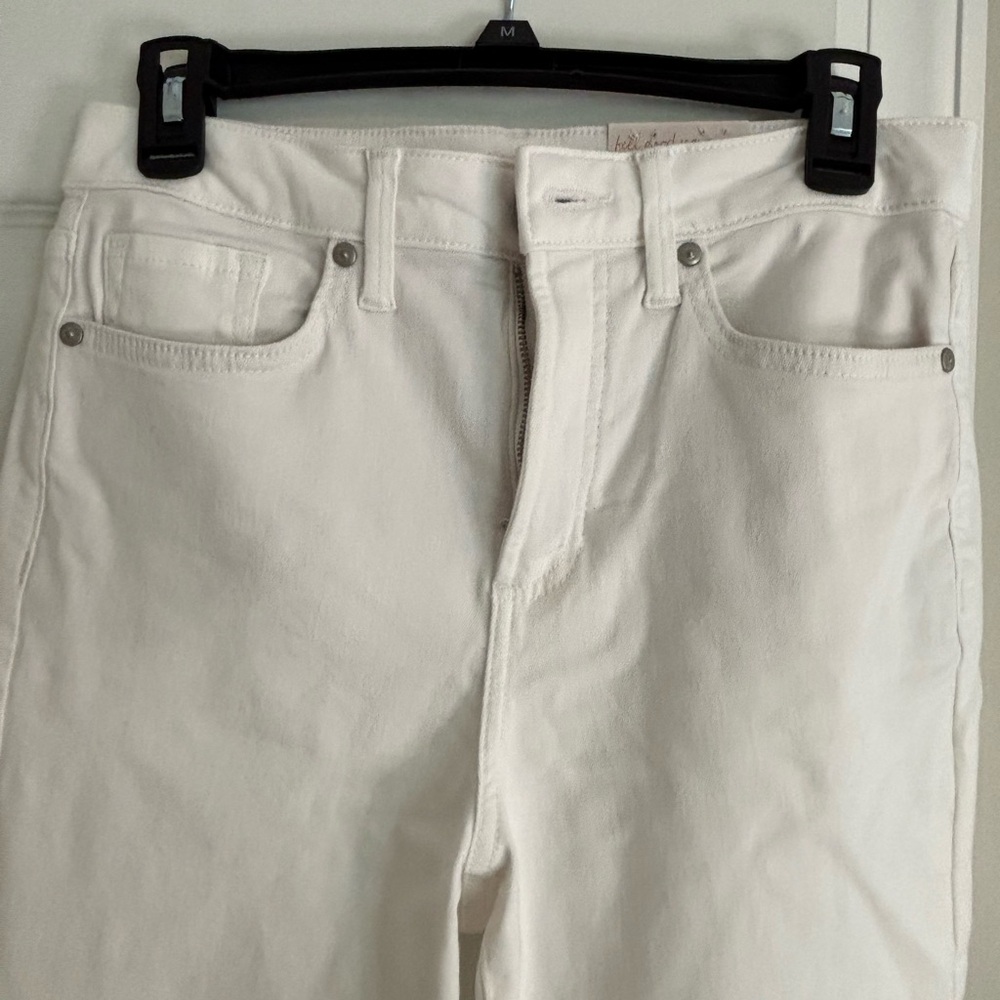 White flare leg jeans - Picture 5 of 6